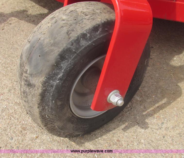 image for item H4671 2013 Snapper 400Z lawn mower