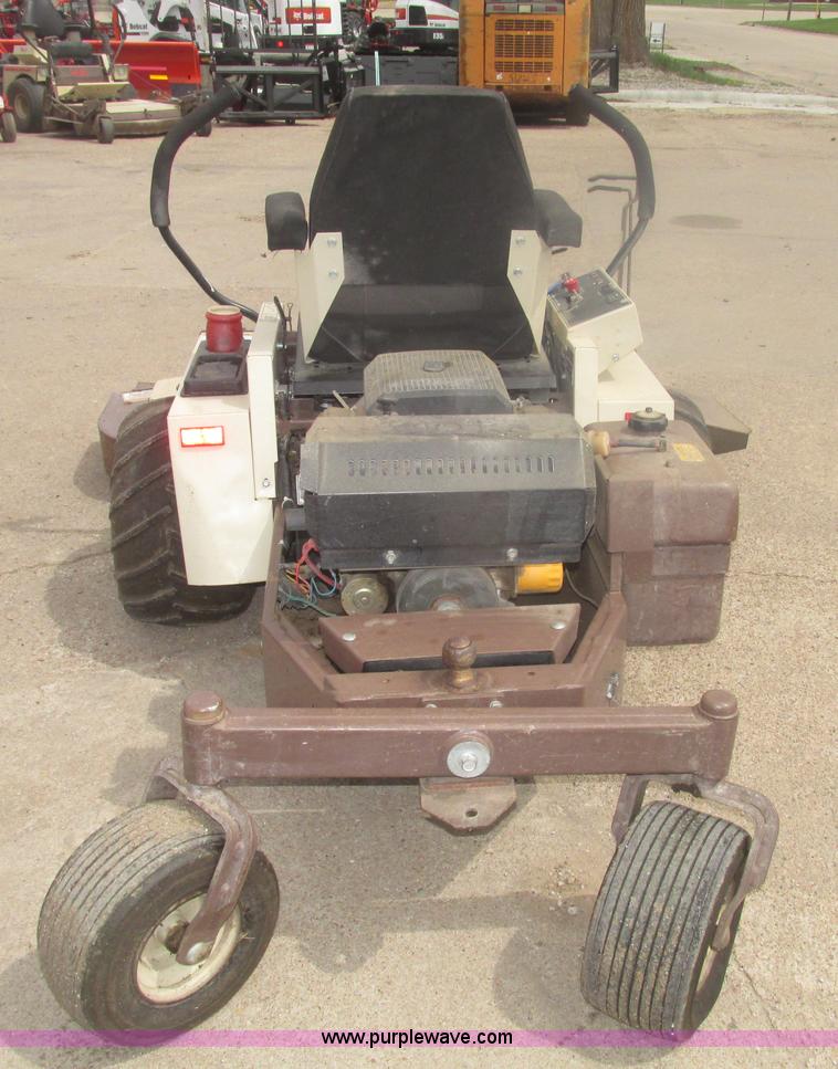 image for item H4672 Grasshopper 720K ZTR commercial mower