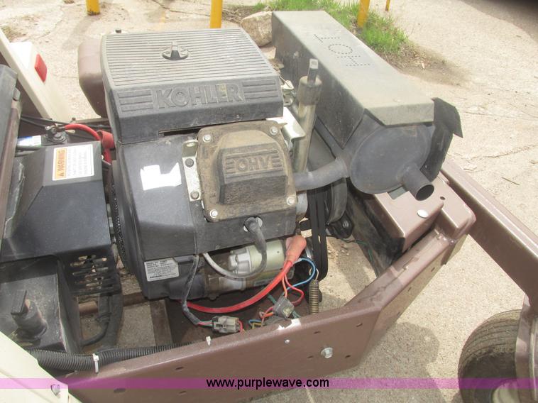 image for item H4672 Grasshopper 720K ZTR commercial mower