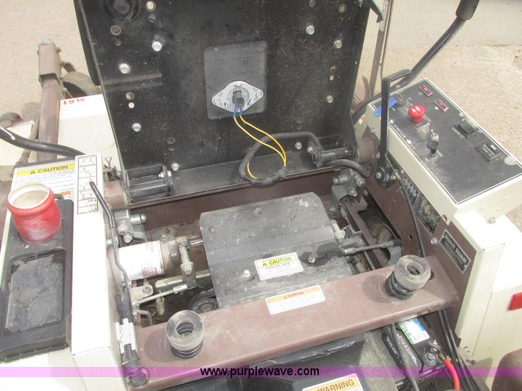 image for item H4672 Grasshopper 720K ZTR commercial mower