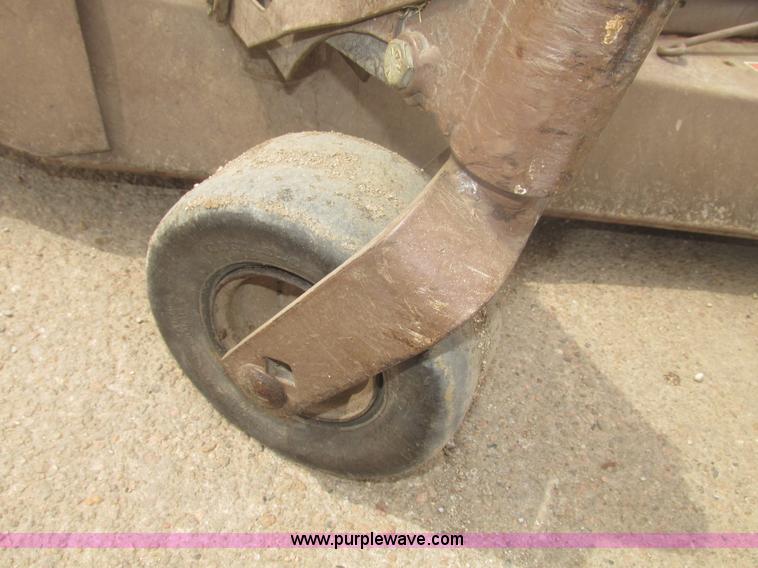 image for item H4672 Grasshopper 720K ZTR commercial mower