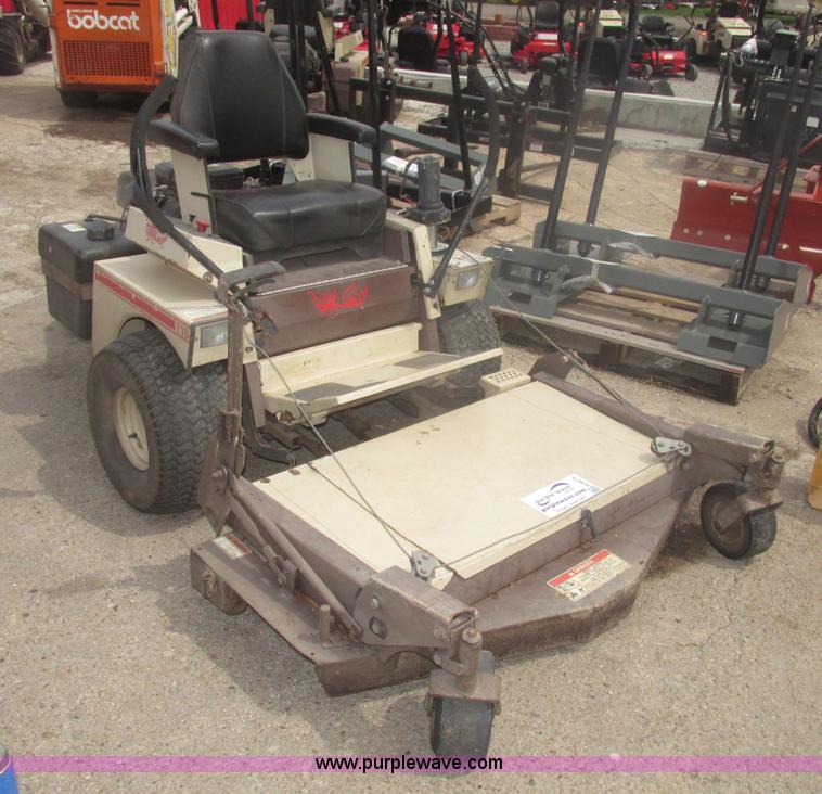 image for item H4675 Grasshopper 718 ZTR lawn mower
