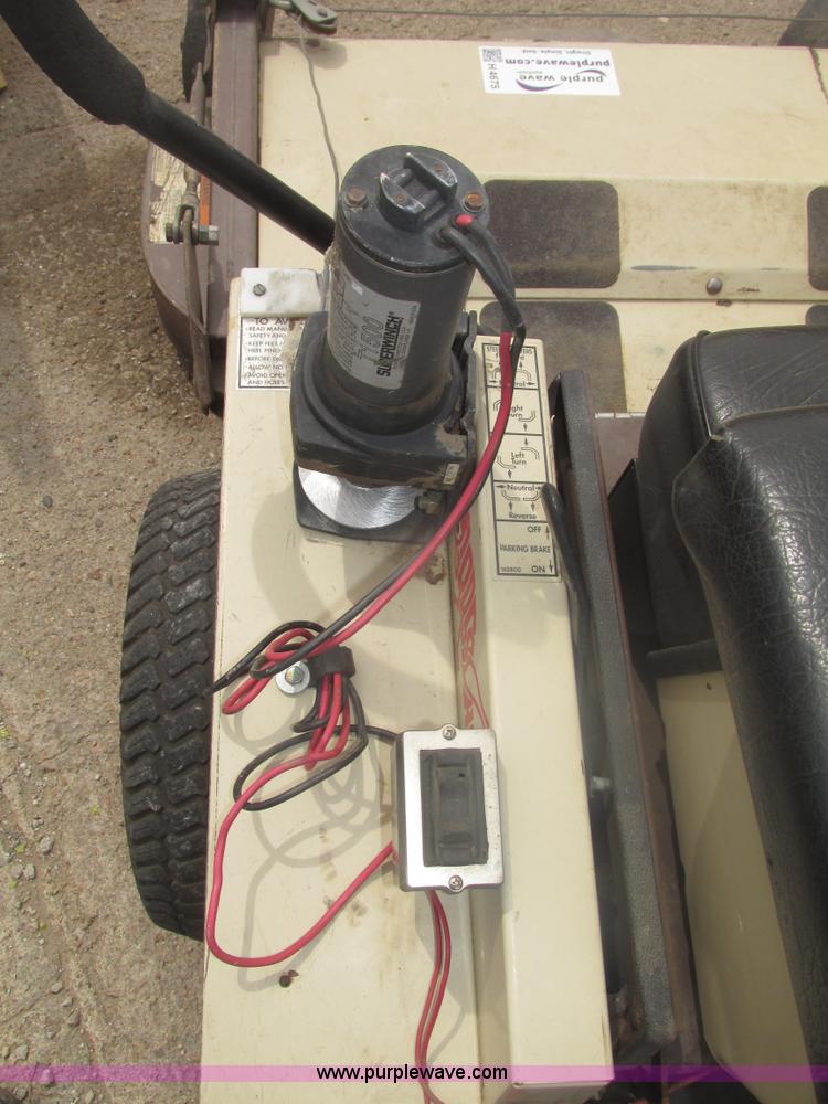 image for item H4675 Grasshopper 718 ZTR lawn mower