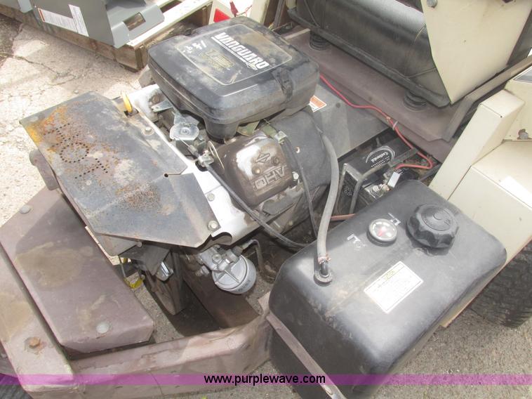 image for item H4675 Grasshopper 718 ZTR lawn mower