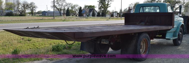 image for item H5118 1970 Chevrolet C60 flatbed dump truck