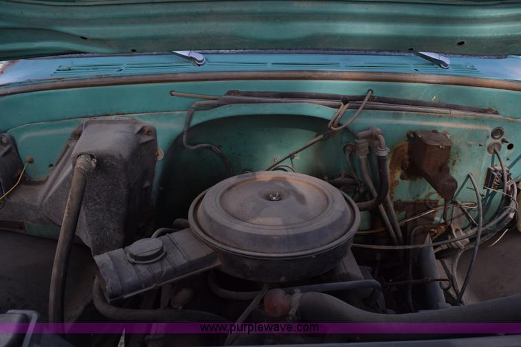 image for item H5118 1970 Chevrolet C60 flatbed dump truck