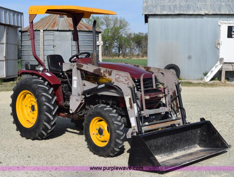 image for item H5120 2003 Taskmaster 438E MFWD tractor