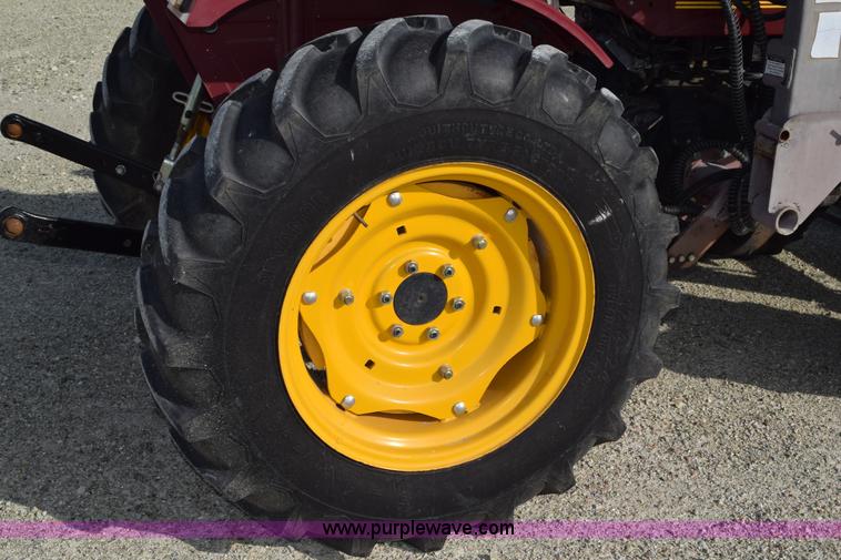 image for item H5120 2003 Taskmaster 438E MFWD tractor