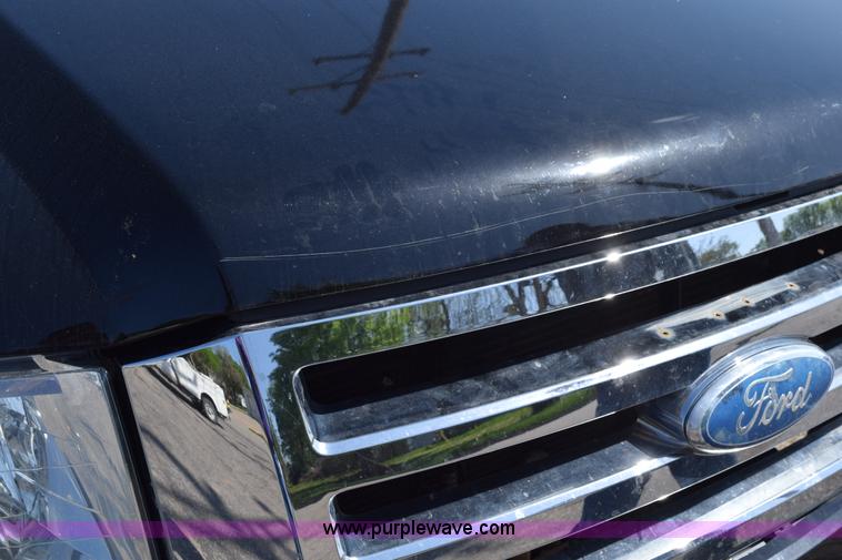 image for item H5143 2007 Ford Expedition SUV