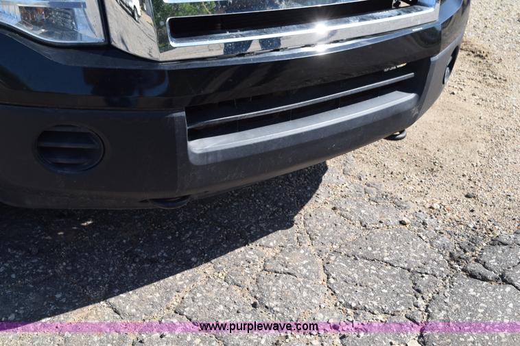 image for item H5143 2007 Ford Expedition SUV