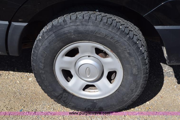 image for item H5143 2007 Ford Expedition SUV