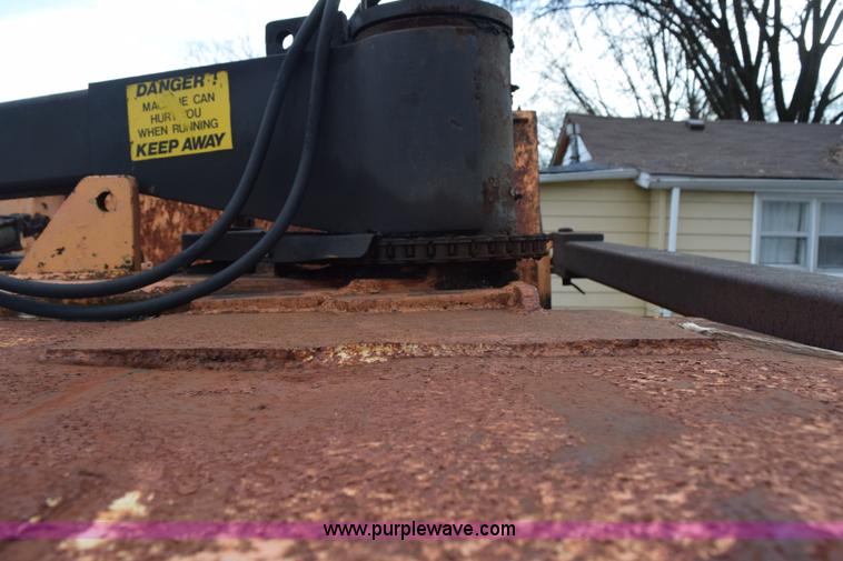 image for item H5200 Wildcat M700E compost turner