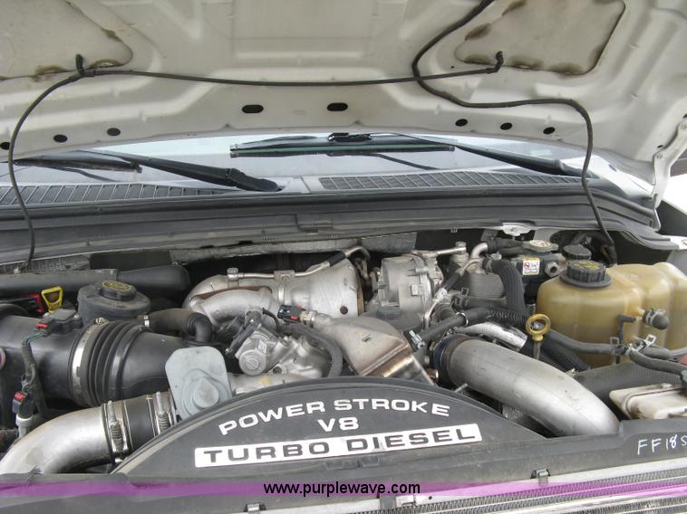 image for item H8646 2008 Ford F350 Super Duty XL Crew Cab flatbed truck