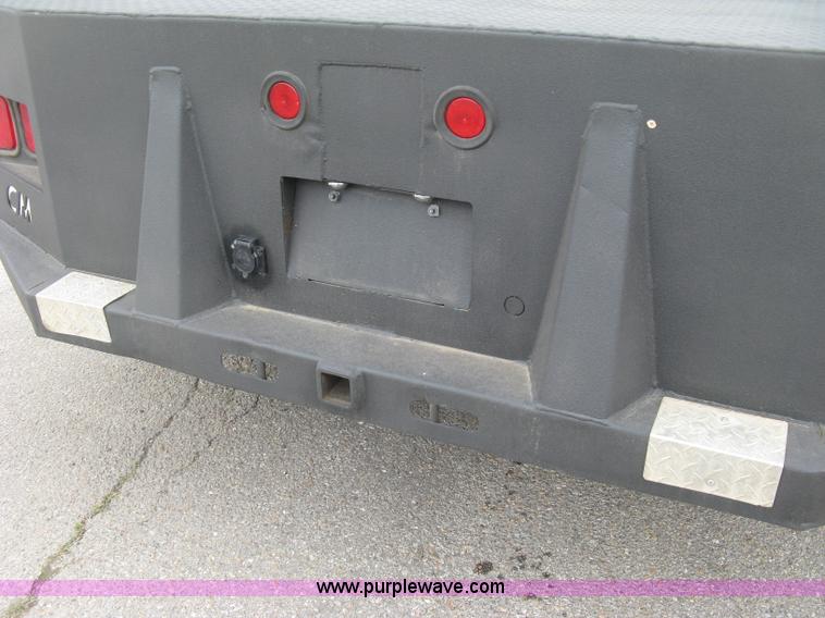 image for item H8646 2008 Ford F350 Super Duty XL Crew Cab flatbed truck