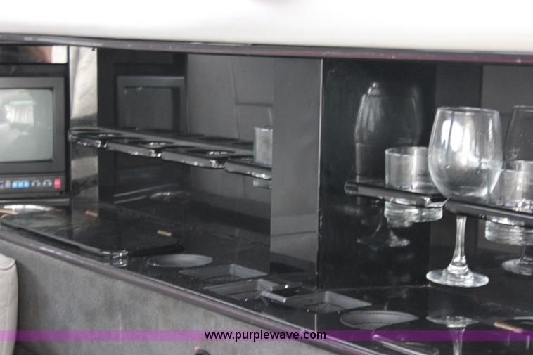 image for item I1747 1998 Lincoln Town Car limousine