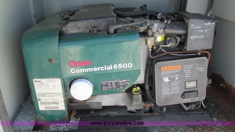 image for item I3018 2000 Ford F350 Super Duty XL utility truck