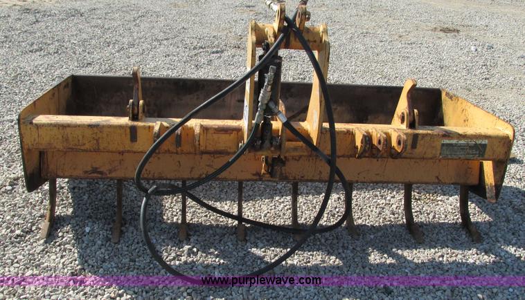 image for item I3025 Gannon 4X2 box blade with ripper