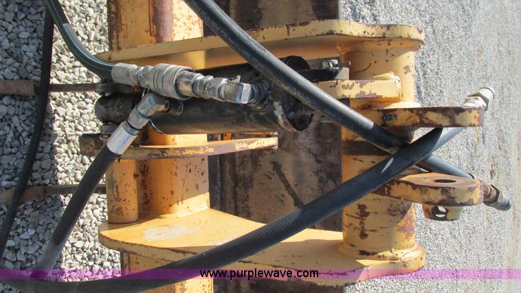 image for item I3025 Gannon 4X2 box blade with ripper