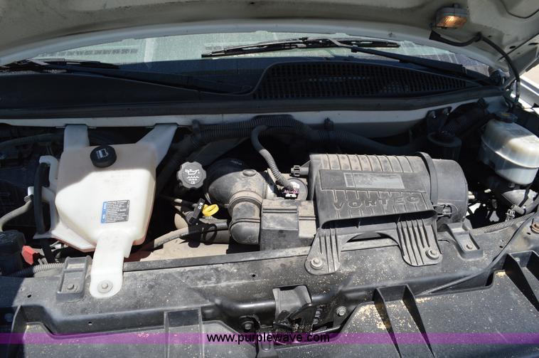 image for item I4572 2009 Chevrolet Express 3500 Extended van