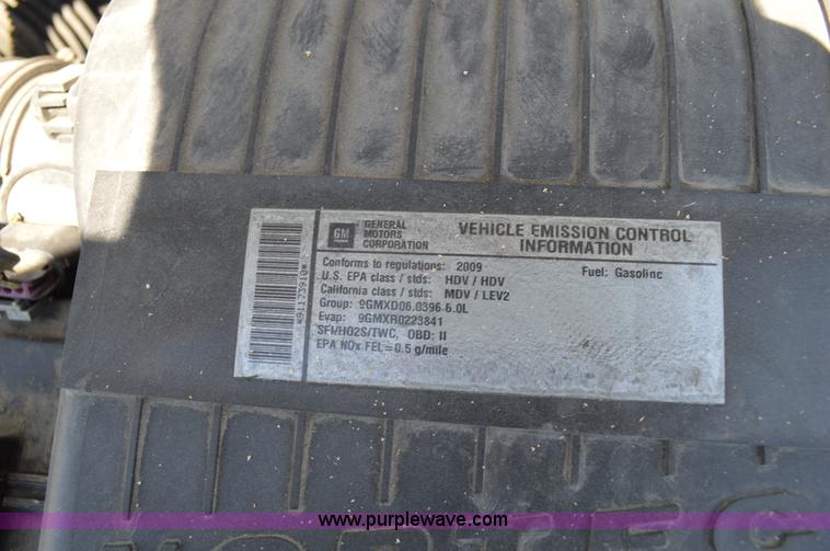 image for item I4572 2009 Chevrolet Express 3500 Extended van