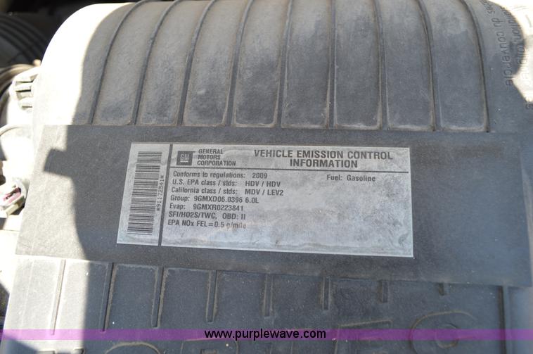 image for item I4573 2009 Chevrolet Express 3500 Extended van