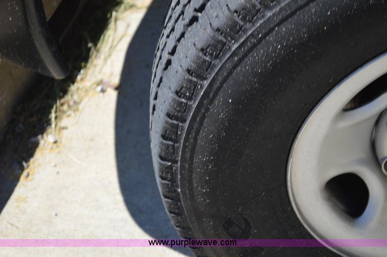 image for item I4574 2009 Chevrolet Express 3500 Extended van