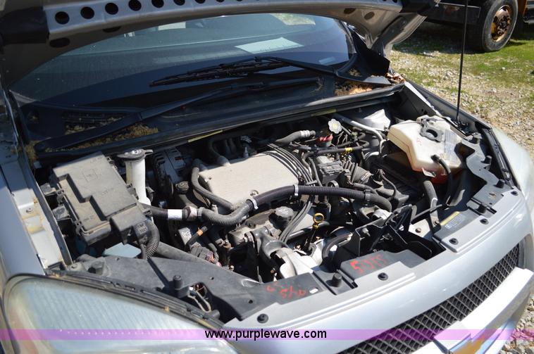 image for item I4582 2005 Chevrolet Uplander van