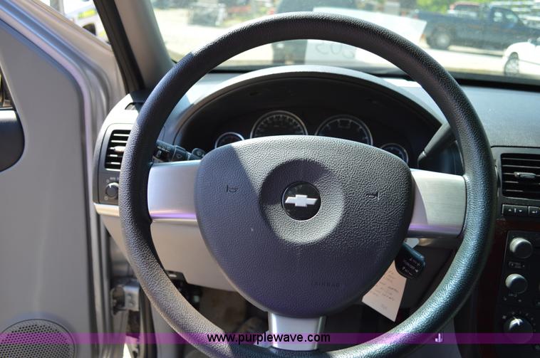 image for item I4582 2005 Chevrolet Uplander van