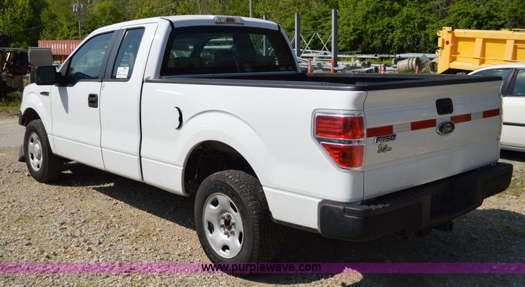 image for item I4584 2009 Ford F150 pickup truck