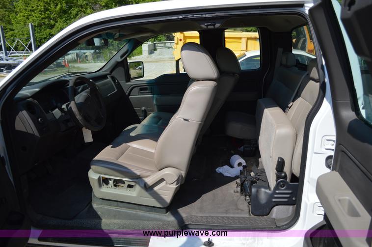 image for item I4584 2009 Ford F150 pickup truck