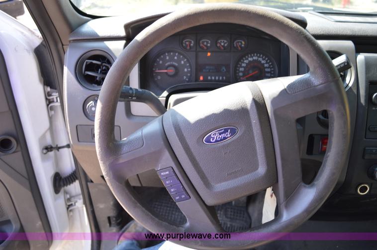 image for item I4584 2009 Ford F150 pickup truck