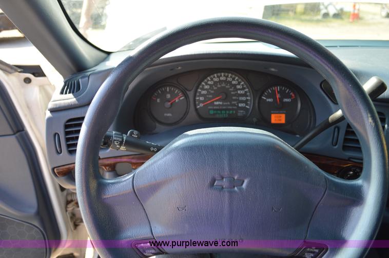 image for item I4586 2005 Chevrolet Impala