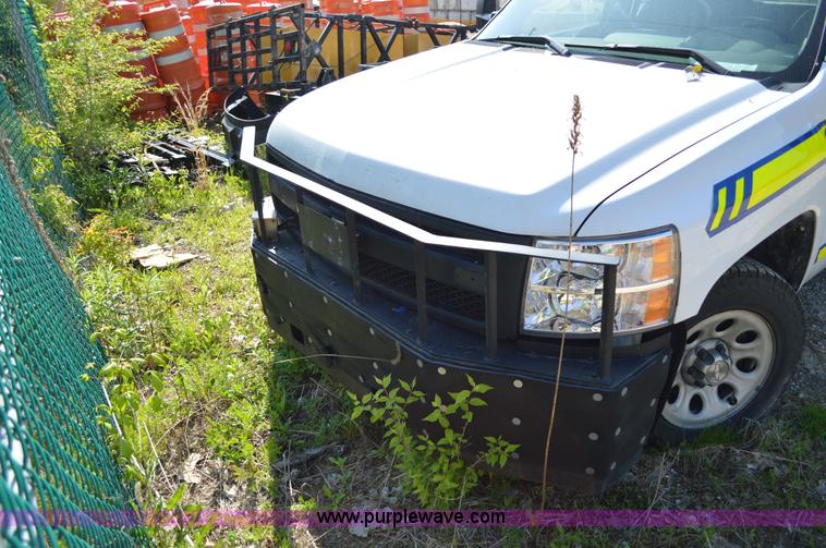 image for item I4587 2009 Chevrolet Silverado 1500 pickup truck