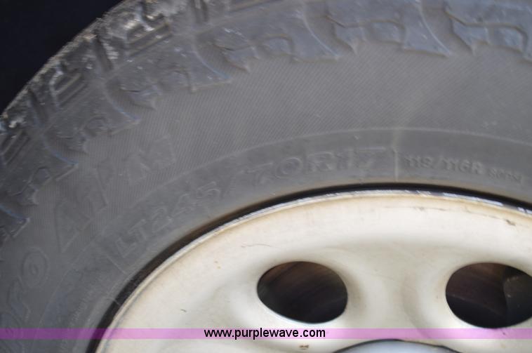 image for item I4587 2009 Chevrolet Silverado 1500 pickup truck