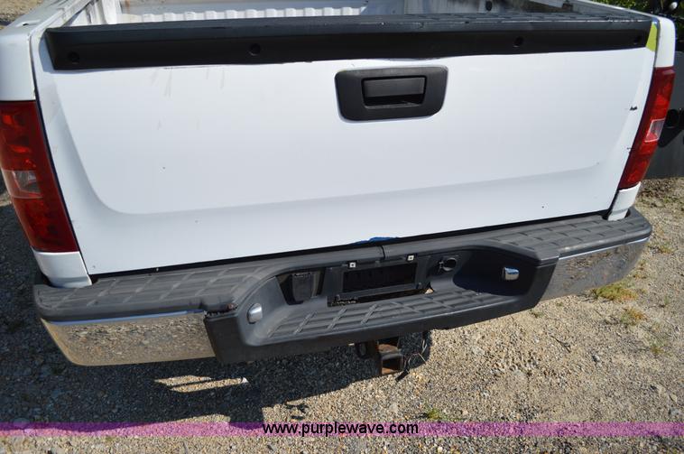 image for item I4587 2009 Chevrolet Silverado 1500 pickup truck