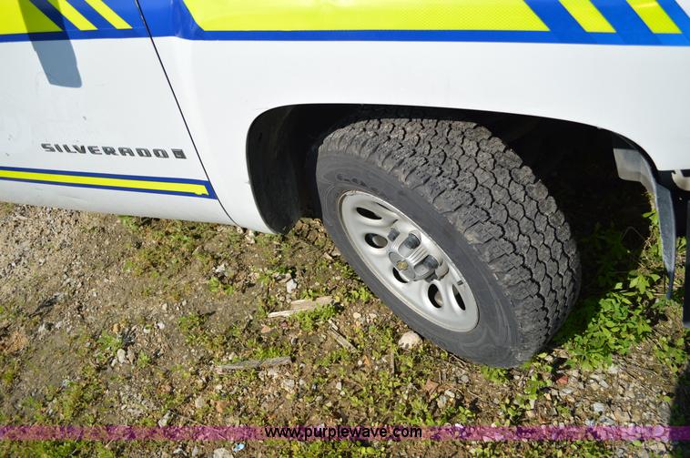 image for item I4587 2009 Chevrolet Silverado 1500 pickup truck