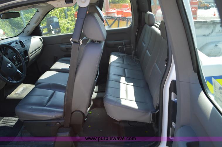 image for item I4587 2009 Chevrolet Silverado 1500 pickup truck