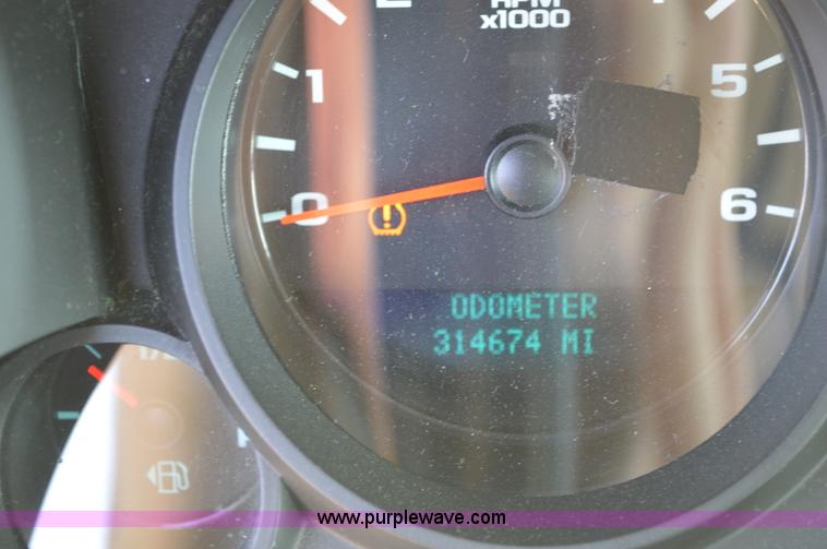 image for item I4587 2009 Chevrolet Silverado 1500 pickup truck