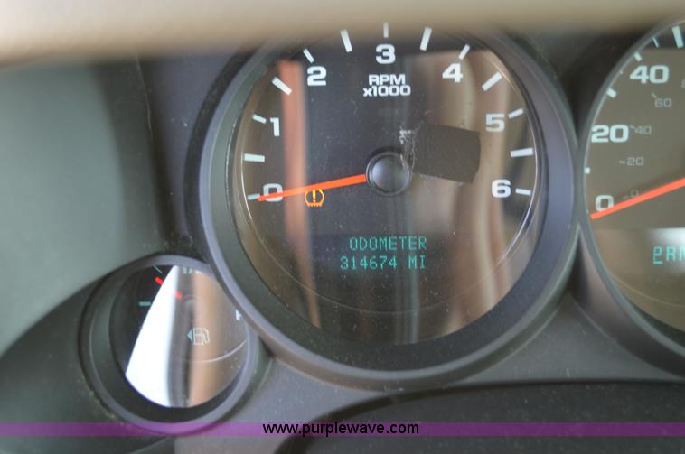 image for item I4587 2009 Chevrolet Silverado 1500 pickup truck