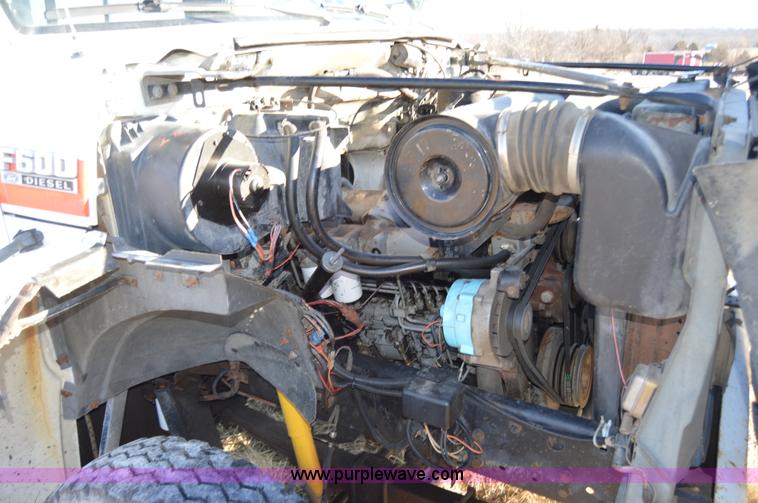 image for item I6856 1989 Ford F600 bucket truck