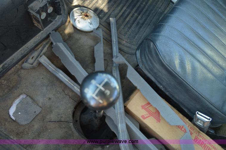 image for item I6856 1989 Ford F600 bucket truck