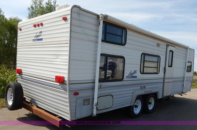 image for item J3943 1995 Layton Skyline 25' camper