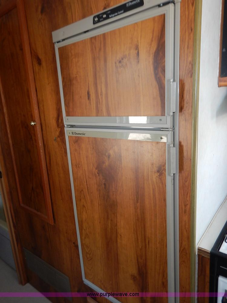 image for item J3943 1995 Layton Skyline 25' camper