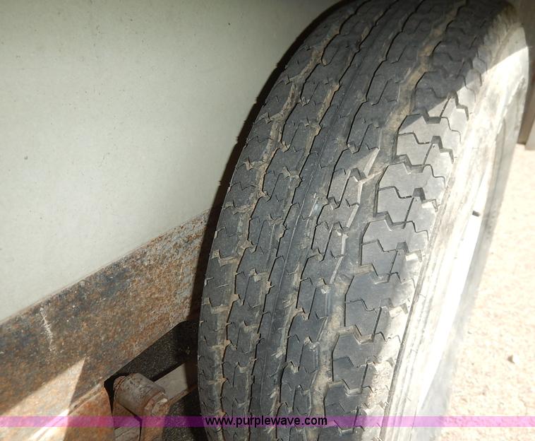 image for item J3943 1995 Layton Skyline 25' camper