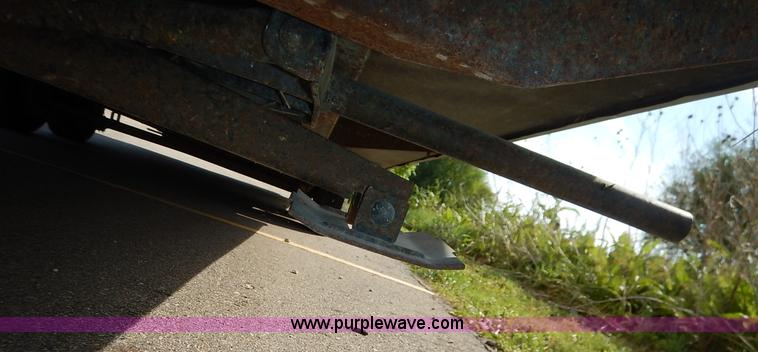 image for item J3943 1995 Layton Skyline 25' camper