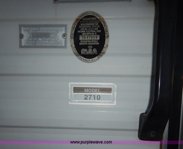 image for item J3943 1995 Layton Skyline 25' camper