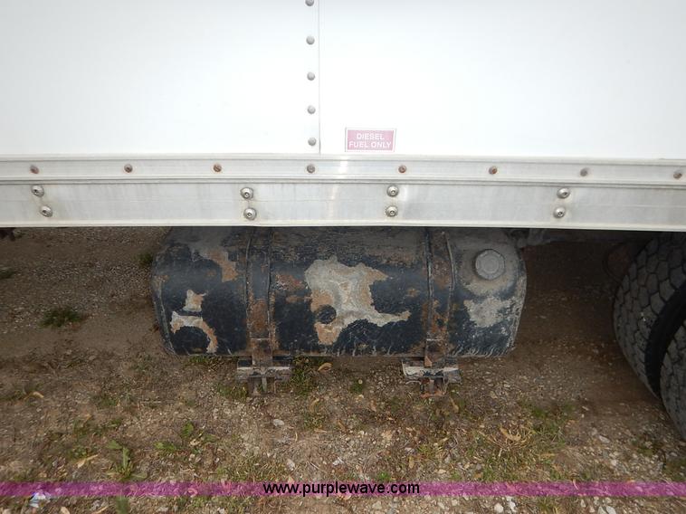 image for item J3963 2006 Ford LCF box truck