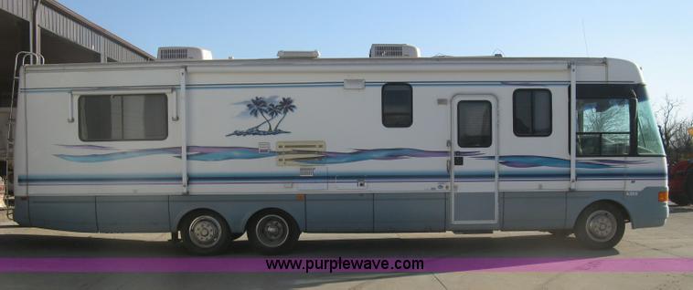 image for item K2972 1999 Ford 6350 Tropi-Cal RV