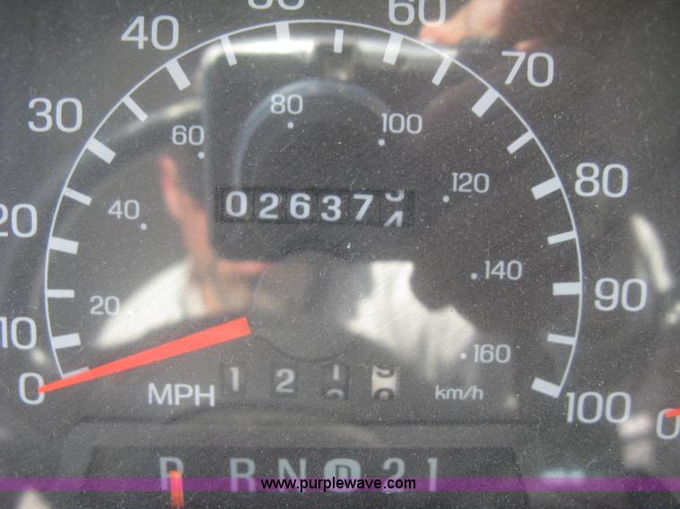 image for item K2972 1999 Ford 6350 Tropi-Cal RV