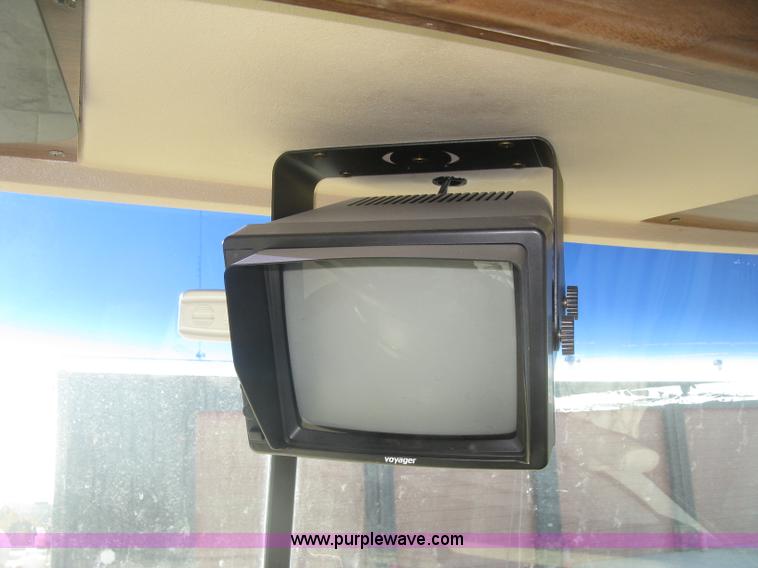 image for item K2972 1999 Ford 6350 Tropi-Cal RV